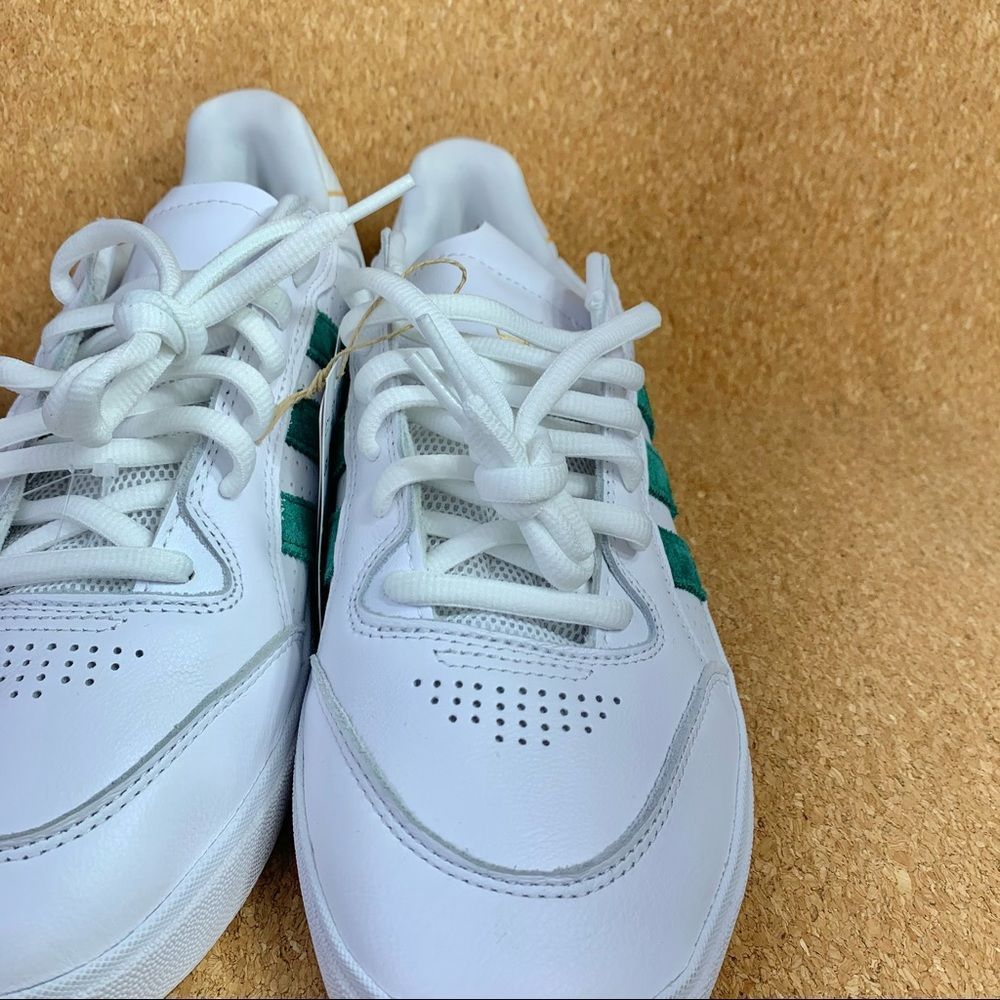 Adidas Men's Originals Tyshawn Low Leather Athletic Shoes Size 12 NWOB - Picture 7 of 13